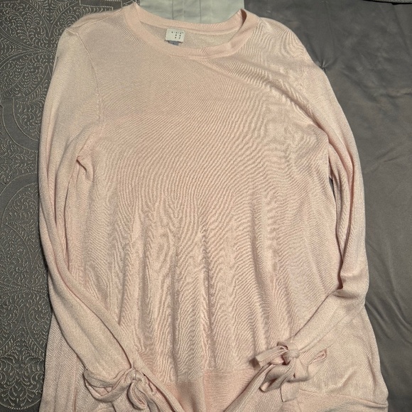 A New Day Pink Sweater with Bow Sleeves - Picture 1 of 3